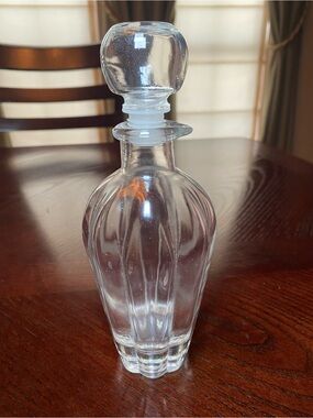 Vintage Clear Glass Decanter Bottle with Stopper - Clear